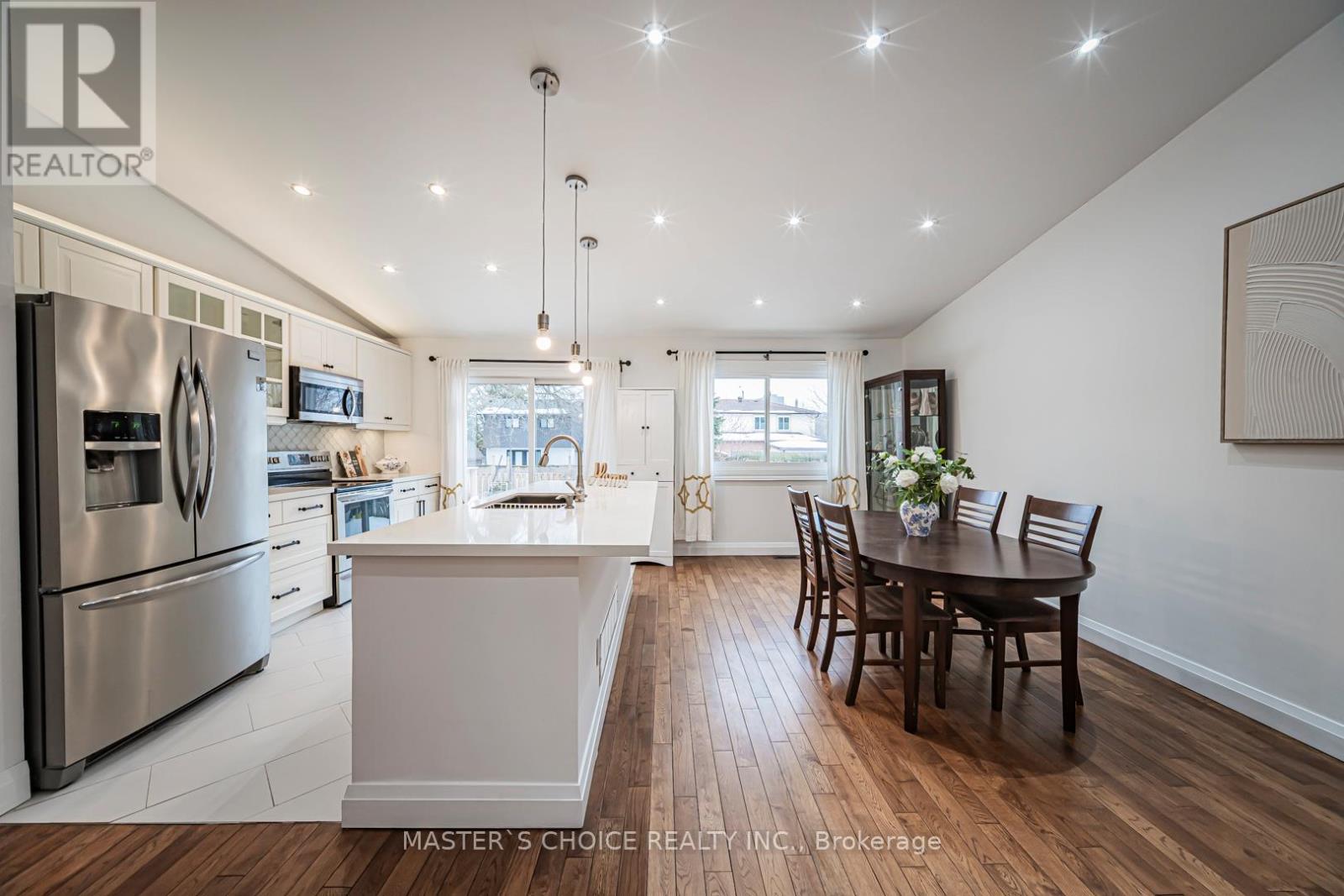 3294 Rhonda Valley Drive, Mississauga, Ontario  L5A 3E9 - Photo 12 - W12838262