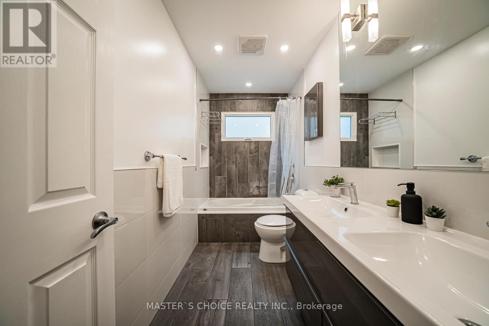 3294 Rhonda Valley Drive, Mississauga, Ontario  L5A 3E9 - Photo 23 - W12838262