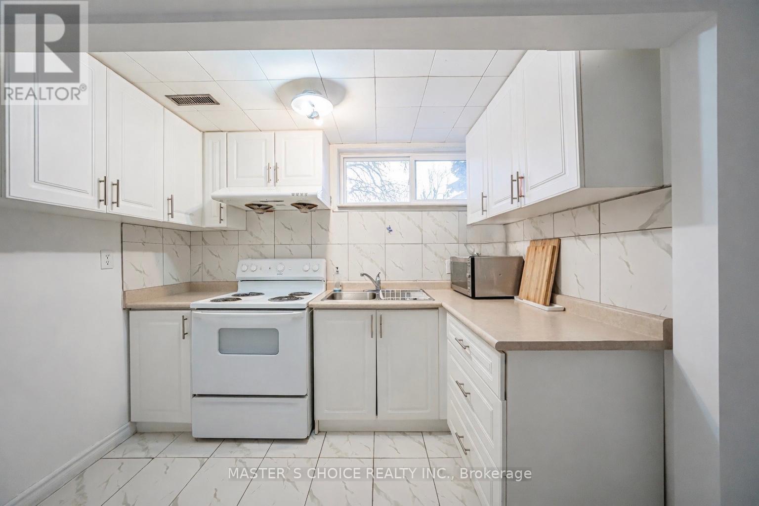 3294 Rhonda Valley Drive, Mississauga, Ontario  L5A 3E9 - Photo 36 - W12838262