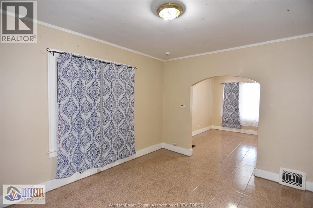 735-737 Partington, Windsor, Ontario  N9B 2N6 - Photo 15 - 26004392