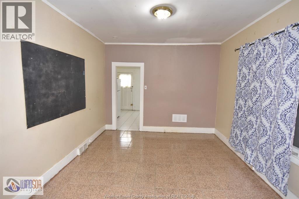 735-737 Partington, Windsor, Ontario  N9B 2N6 - Photo 6 - 26004392