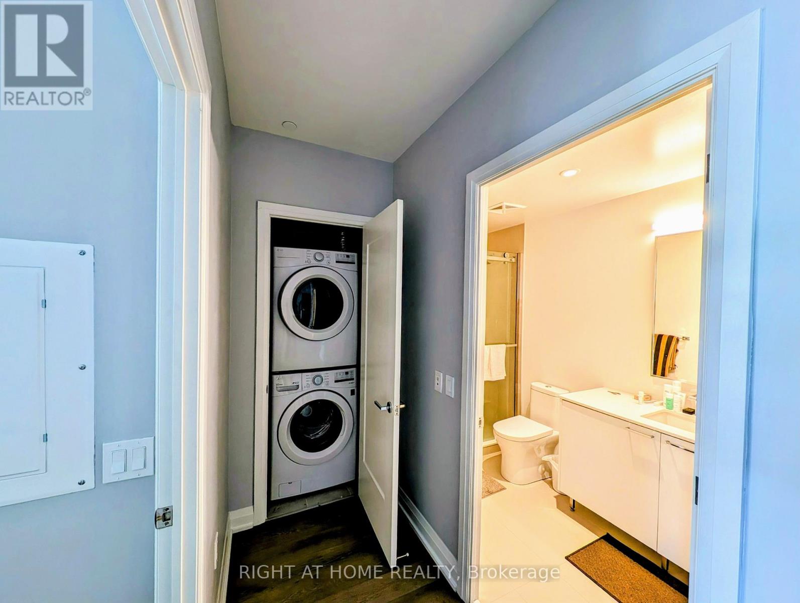 425 - 293 The Kingsway, Toronto, Ontario  M9A 0E8 - Photo 15 - W12838382