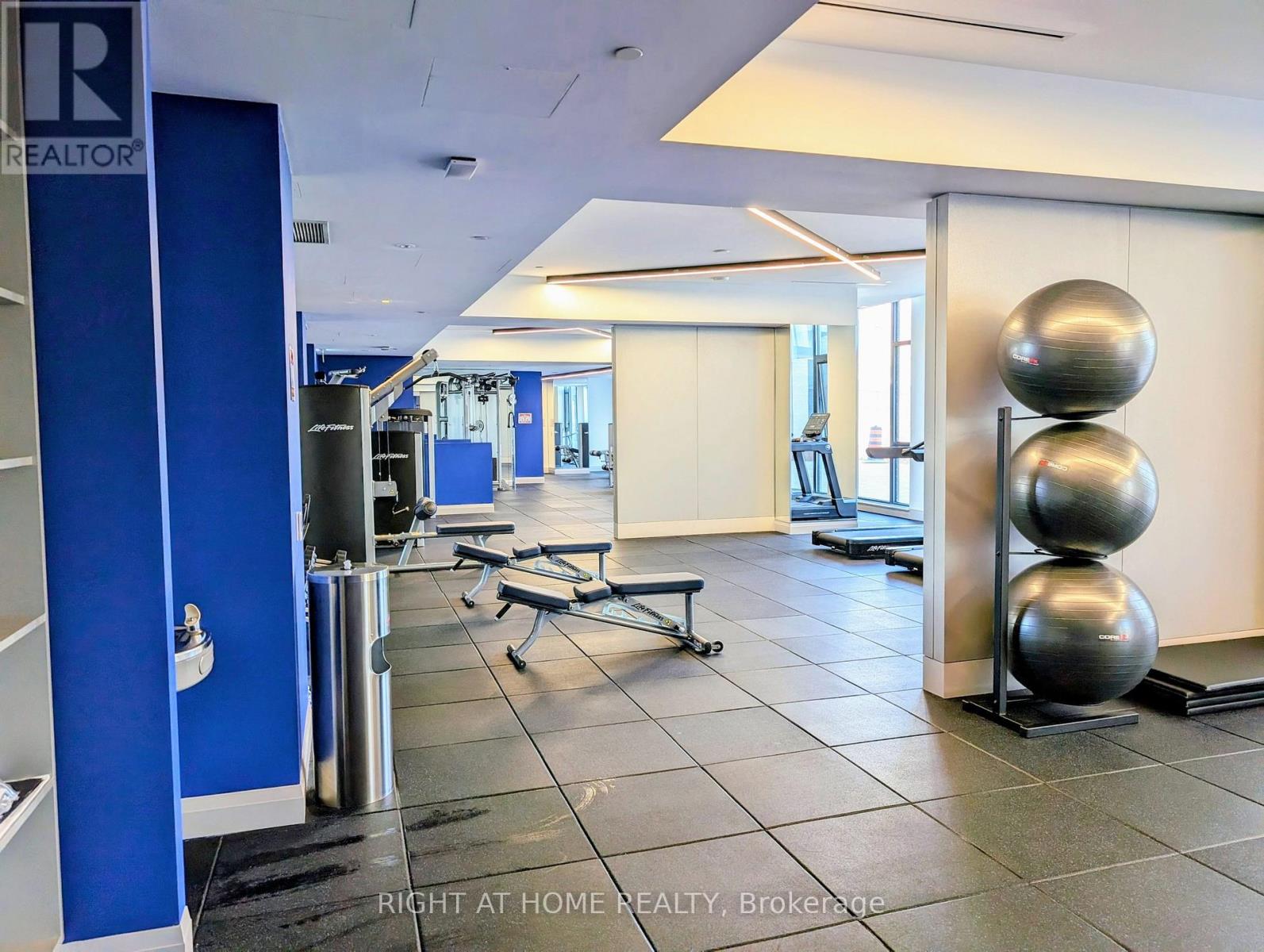 425 - 293 The Kingsway, Toronto, Ontario  M9A 0E8 - Photo 18 - W12838382