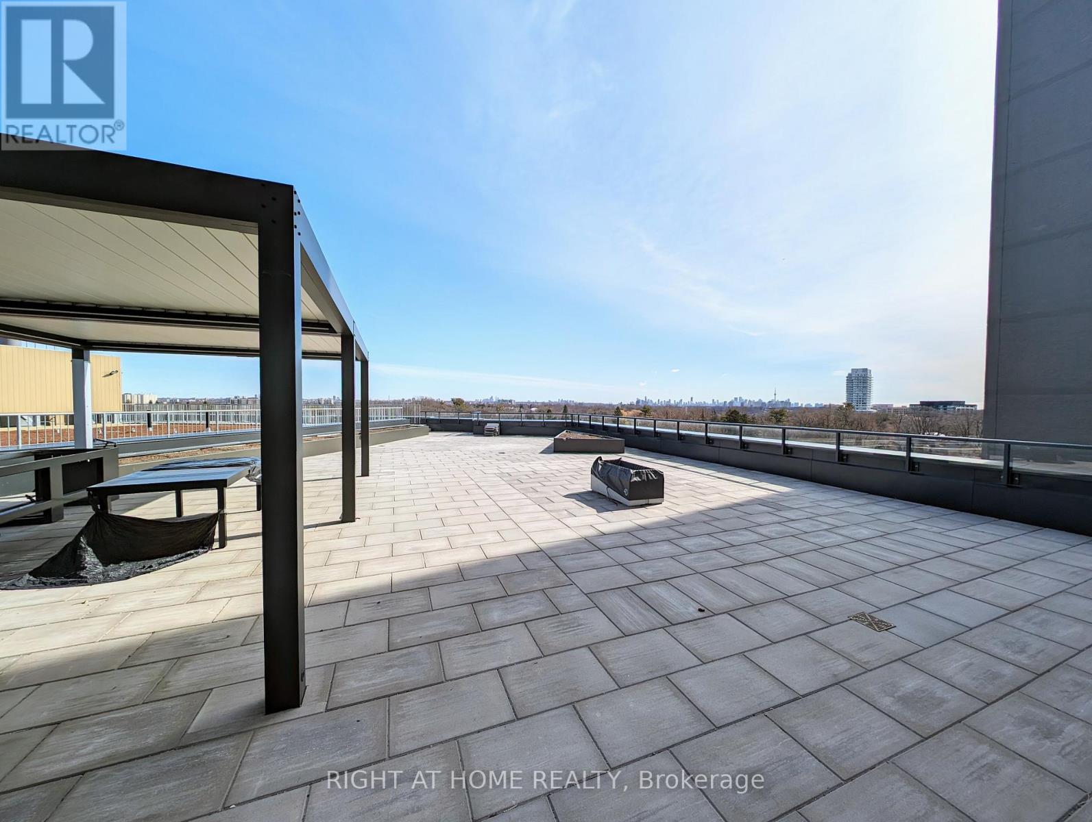 425 - 293 The Kingsway, Toronto, Ontario  M9A 0E8 - Photo 19 - W12838382