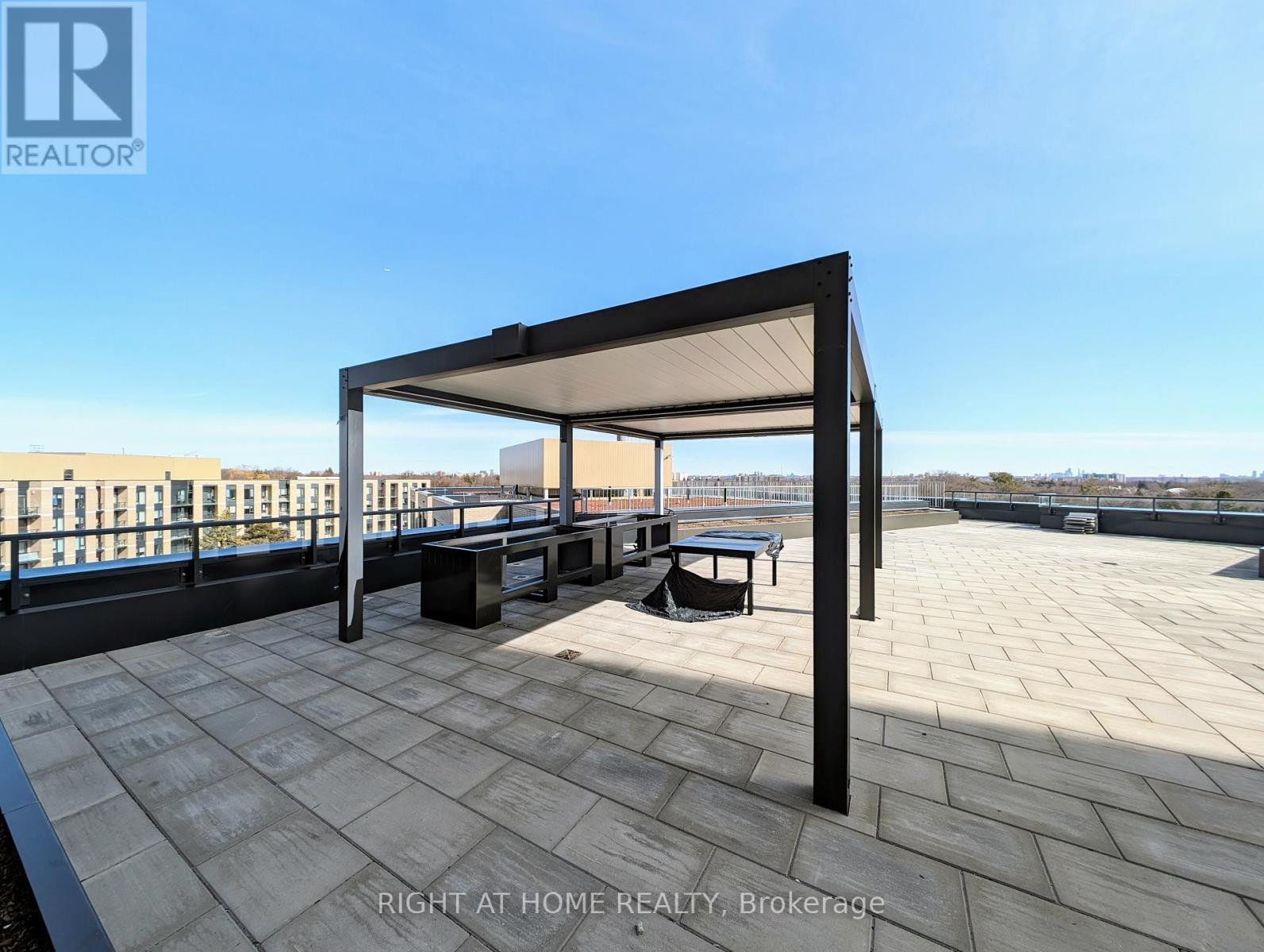 425 - 293 The Kingsway, Toronto, Ontario  M9A 0E8 - Photo 20 - W12838382