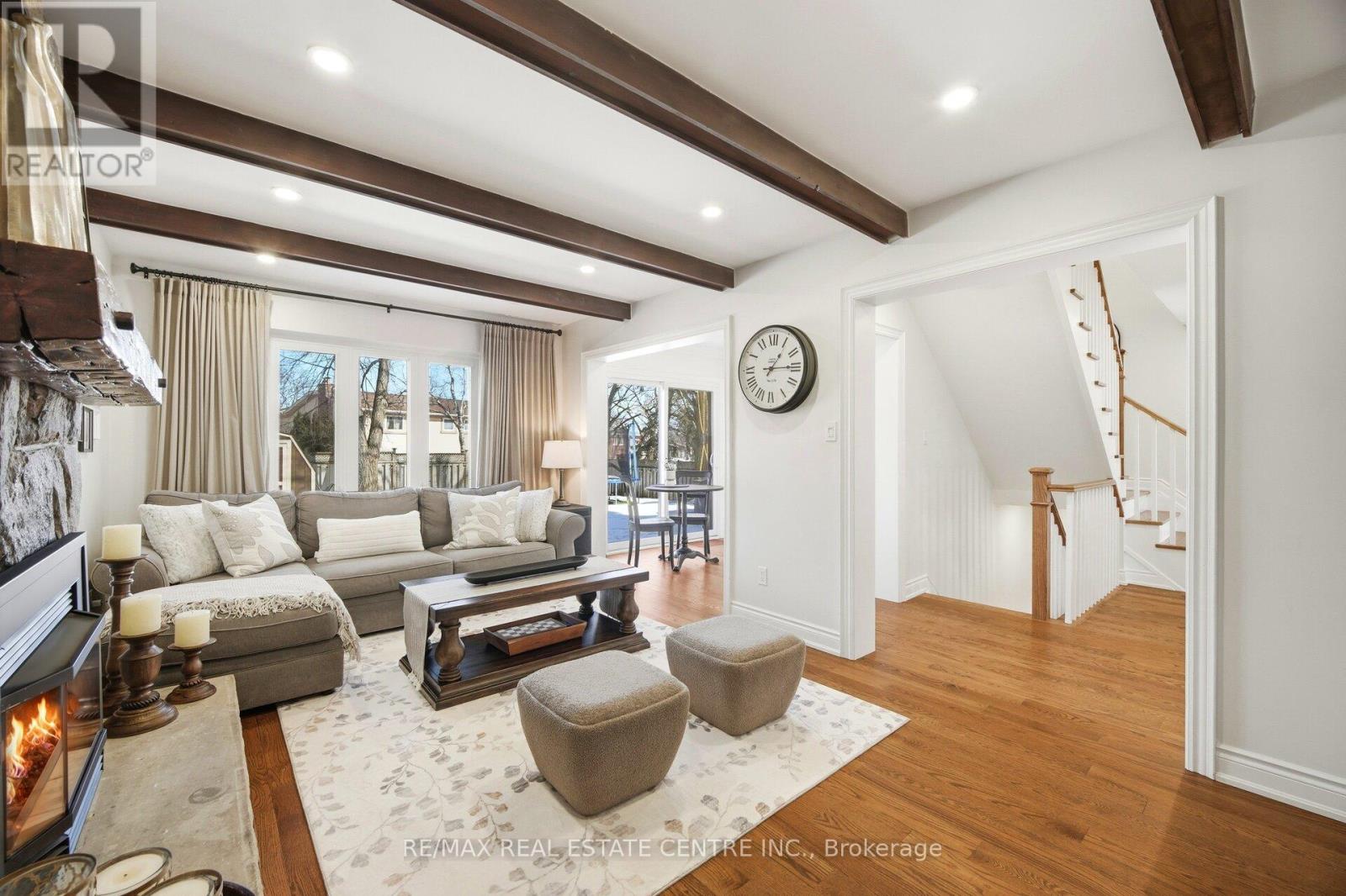 4253 Marblethorne Court, Mississauga, Ontario  L4W 2H9 - Photo 20 - W12838392