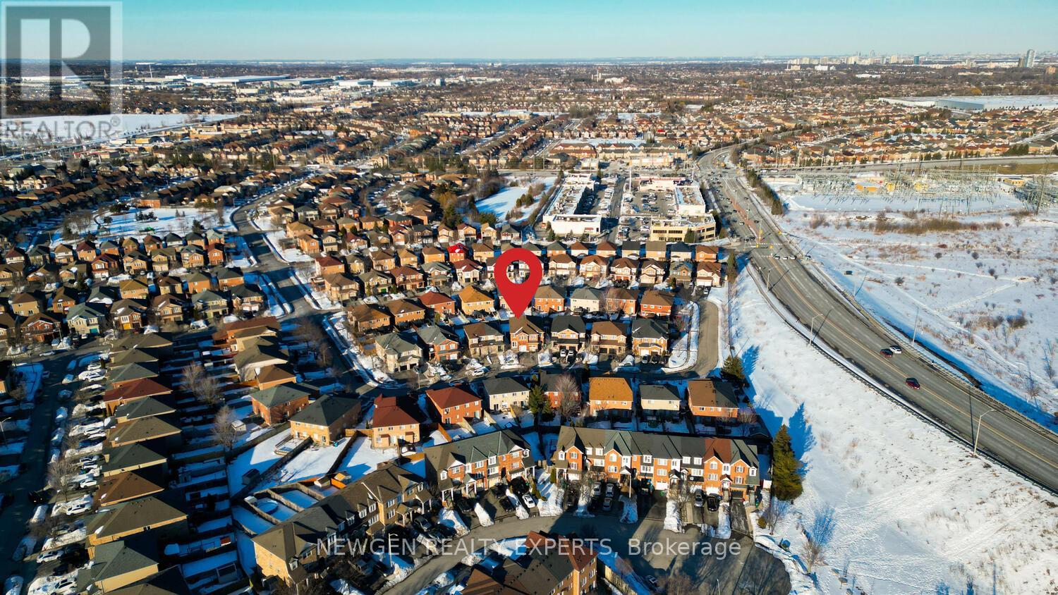 23 Whiteface Crescent, Brampton, Ontario  L6X 4W6 - Photo 4 - W12838424