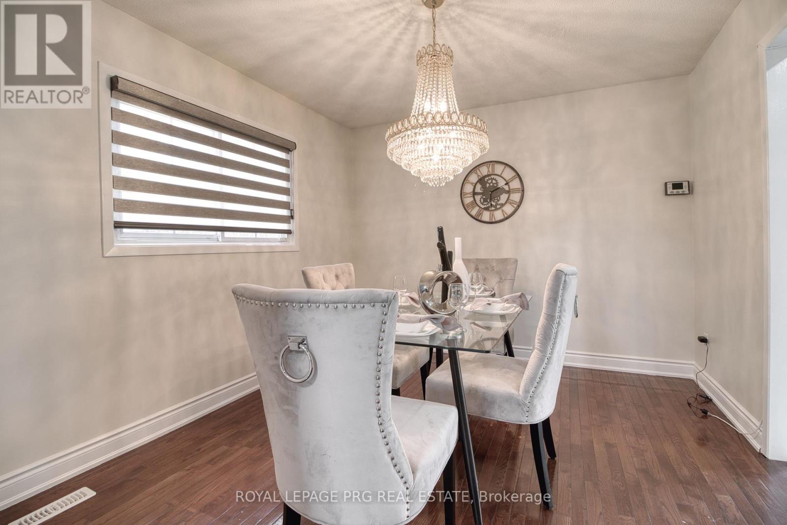 Upper Floor - 13 Stillwater Crescent, Brampton, Ontario  L6X 3K6 - Photo 11 - W12838444