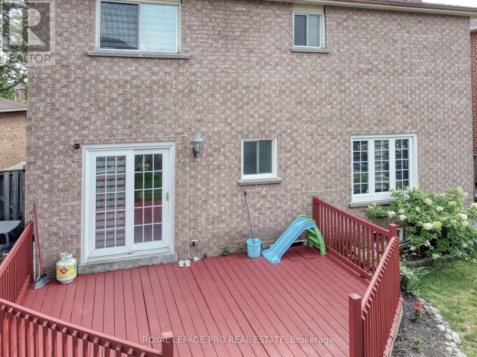 Upper Floor - 13 Stillwater Crescent, Brampton, Ontario  L6X 3K6 - Photo 37 - W12838444