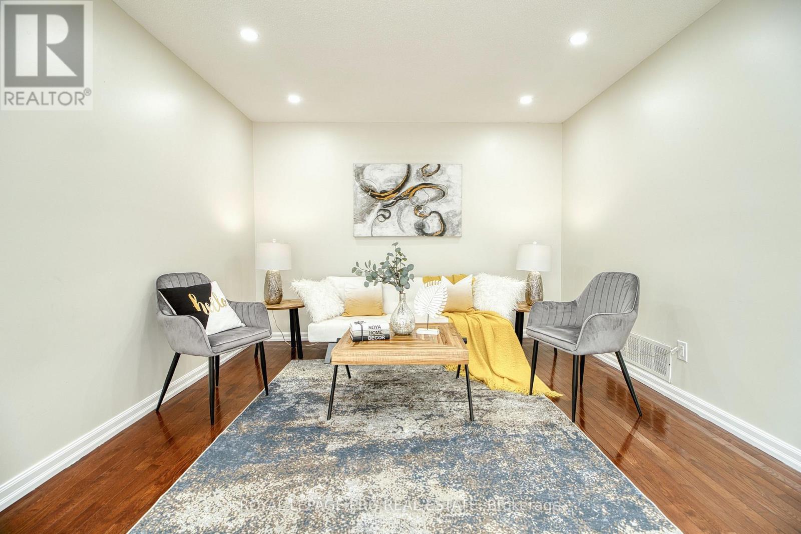 Upper Floor - 13 Stillwater Crescent, Brampton, Ontario  L6X 3K6 - Photo 5 - W12838444