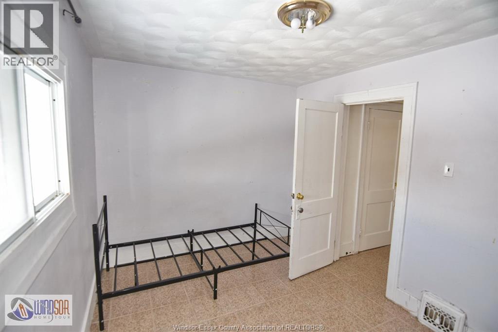 735-737 Partington, Windsor, Ontario  N9B 2N6 - Photo 22 - 26004392