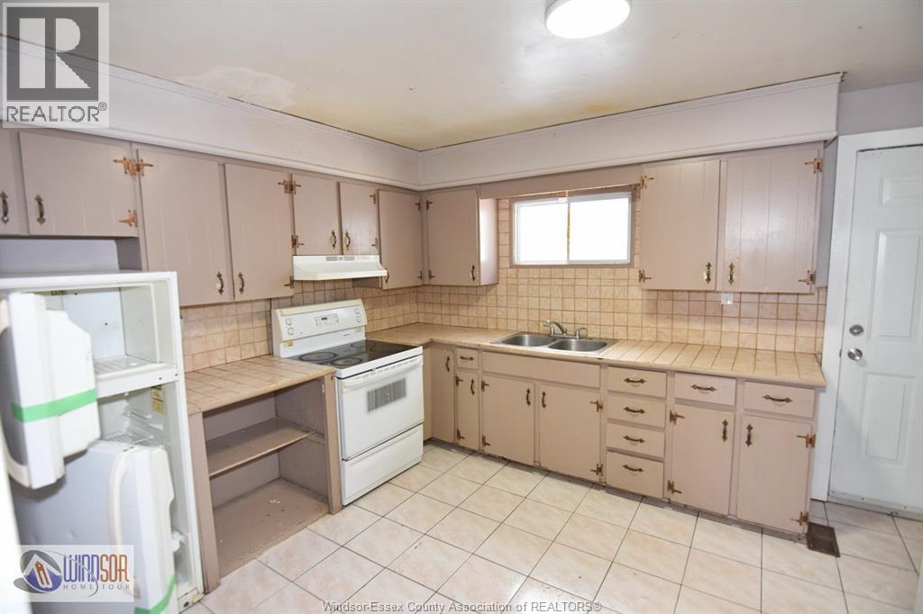 735-737 Partington, Windsor, Ontario  N9B 2N6 - Photo 29 - 26004392