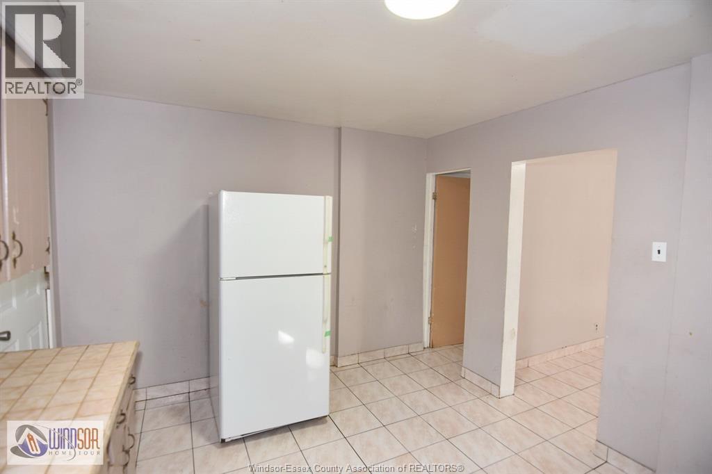 735-737 Partington, Windsor, Ontario  N9B 2N6 - Photo 31 - 26004392