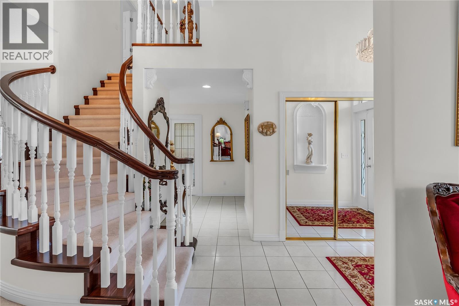 922 Braeside Place, Saskatoon, Saskatchewan  S7V 1A9 - Photo 2 - SK029503