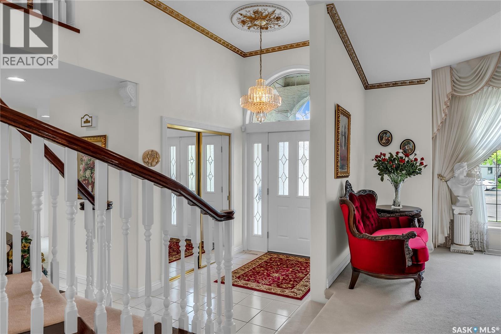 922 Braeside Place, Saskatoon, Saskatchewan  S7V 1A9 - Photo 3 - SK029503