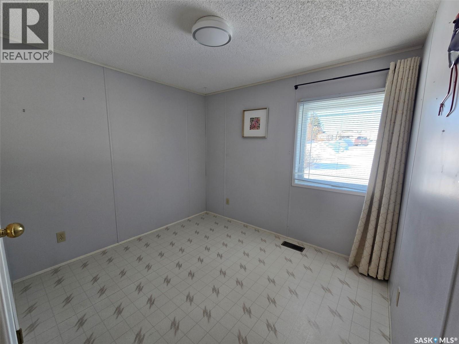 103 Main Street W, Dorintosh, Saskatchewan  S0M 0T0 - Photo 10 - SK029476
