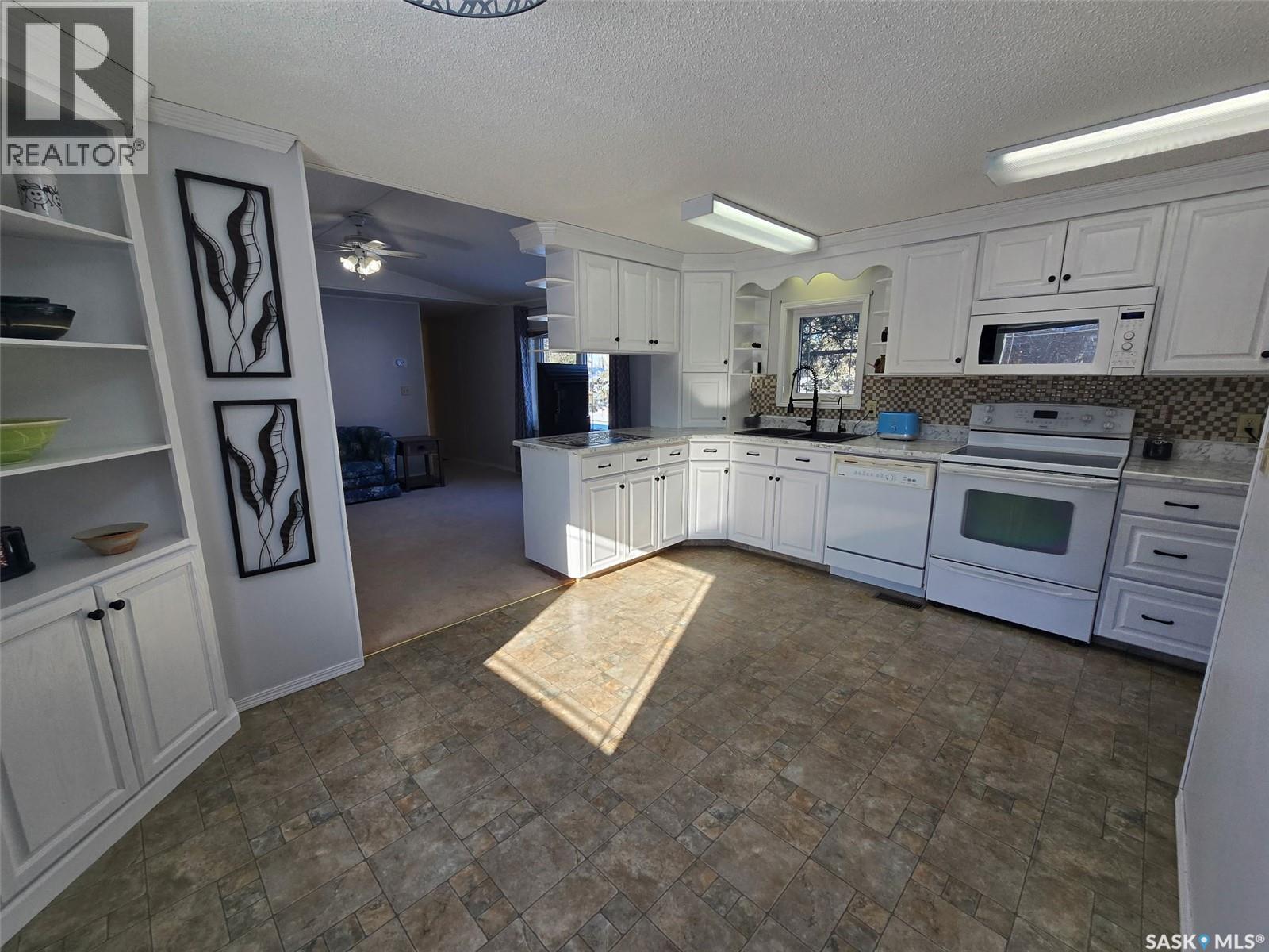 103 Main Street W, Dorintosh, Saskatchewan  S0M 0T0 - Photo 6 - SK029476