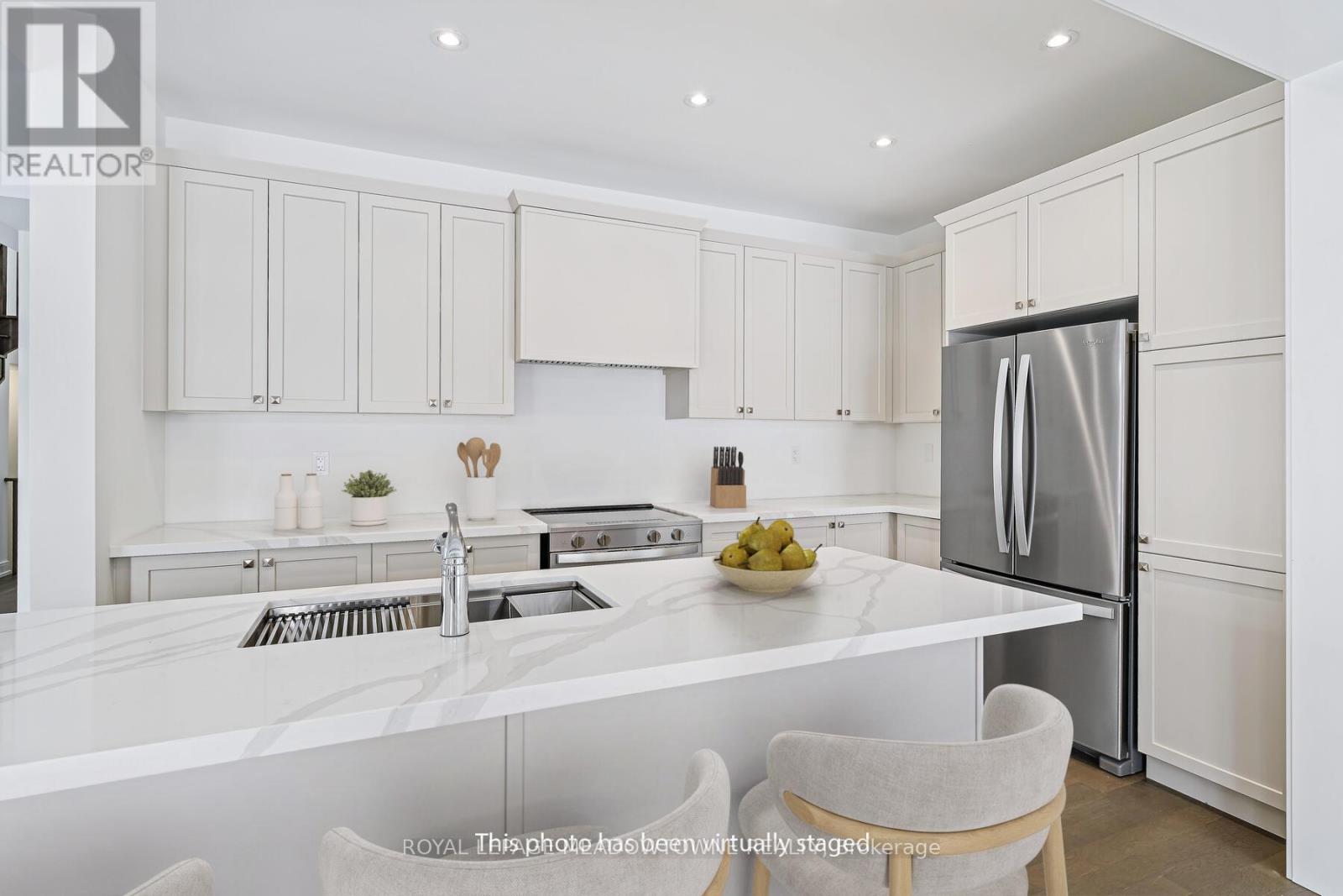 43 HENSHAW DRIVE, Erin, Ontario