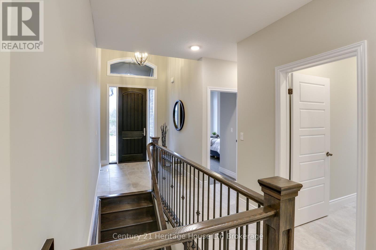 114 Beech Boulevard, Tillsonburg, Ontario  N4G 5S1 - Photo 2 - X12690836