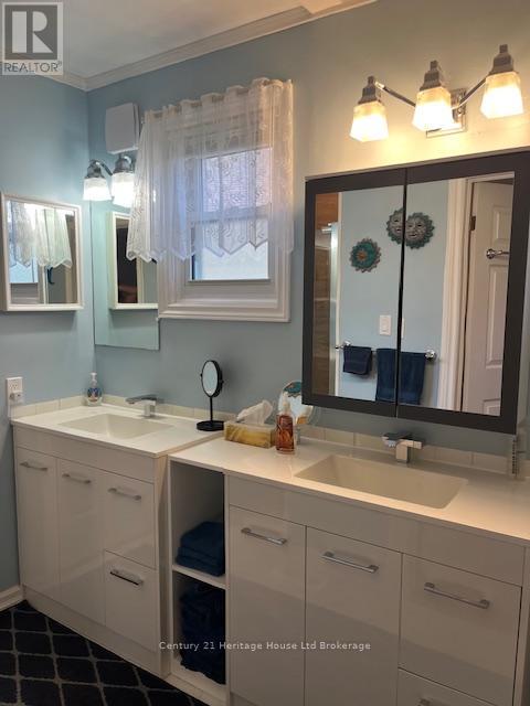 65 Edwin Crescent, Tillsonburg, Ontario  N4G 5H2 - Photo 18 - X12836616