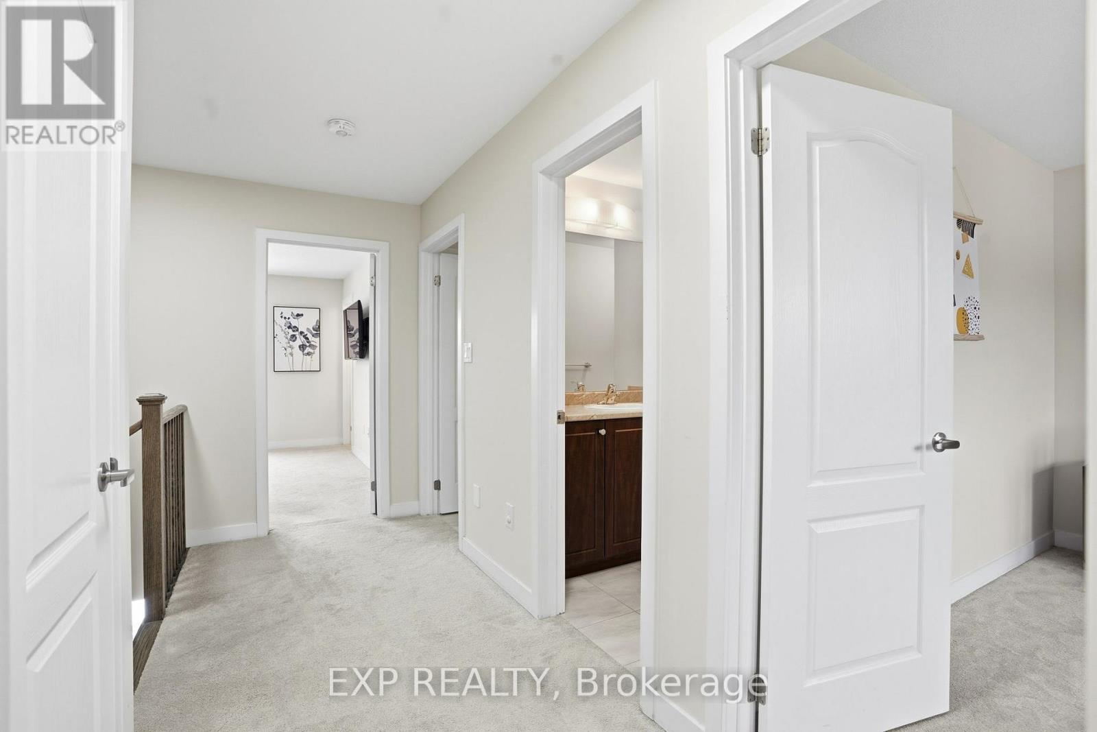 19 Hawick Crescent, Haldimand, Ontario  N3W 0G5 - Photo 20 - X12834406