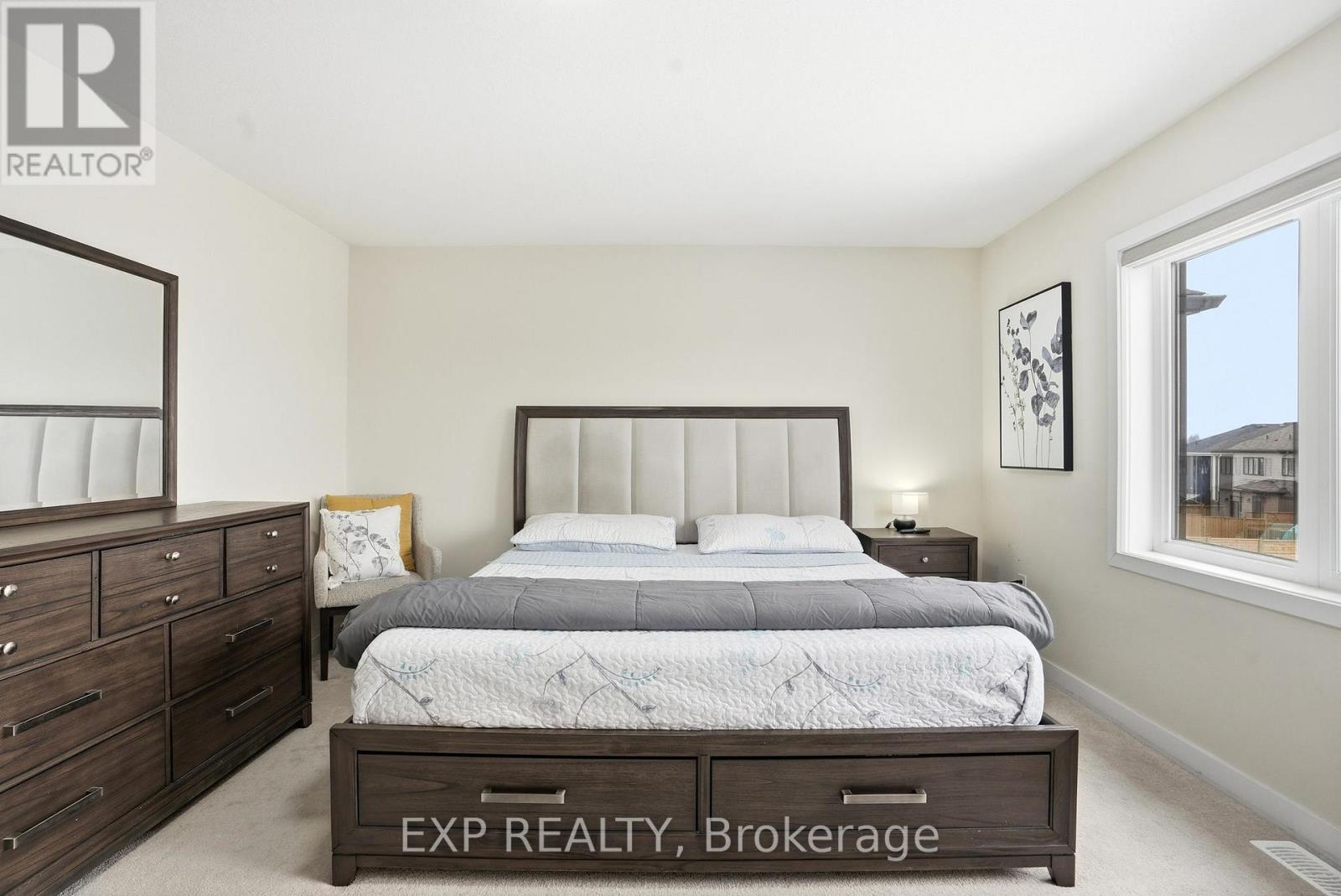 19 Hawick Crescent, Haldimand, Ontario  N3W 0G5 - Photo 31 - X12834406