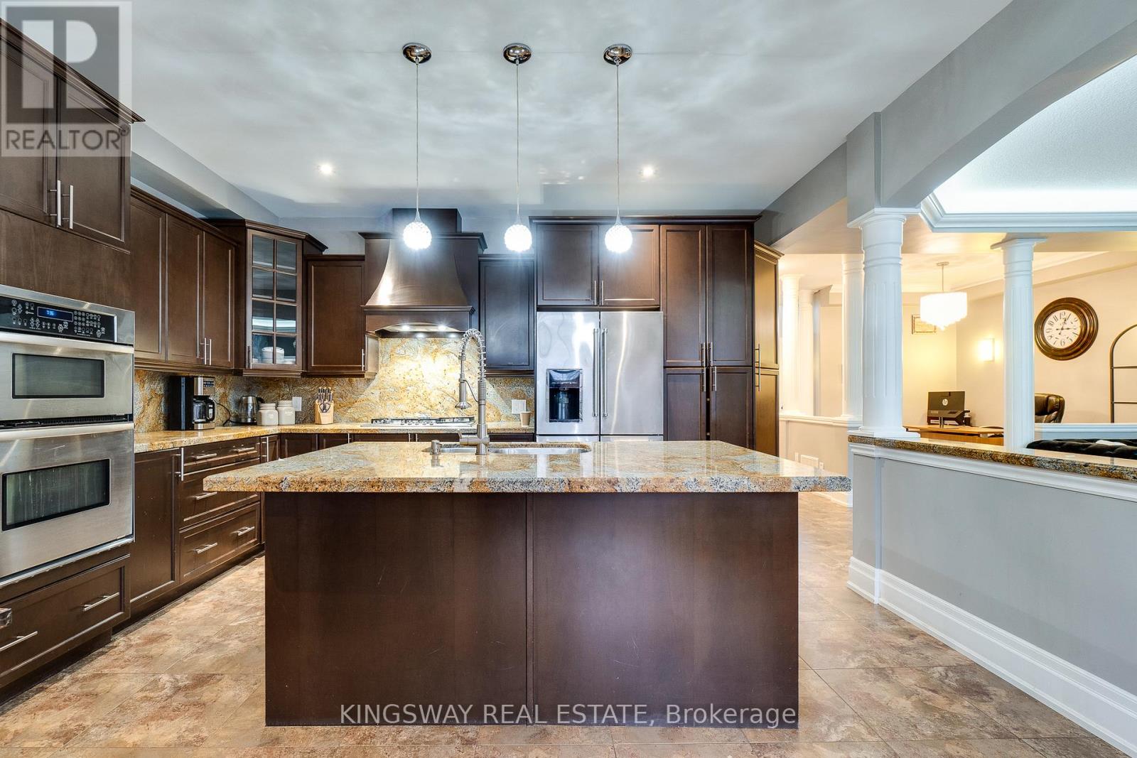 261 Fair Street, Hamilton, Ontario  L9K 0B9 - Photo 18 - X12838156