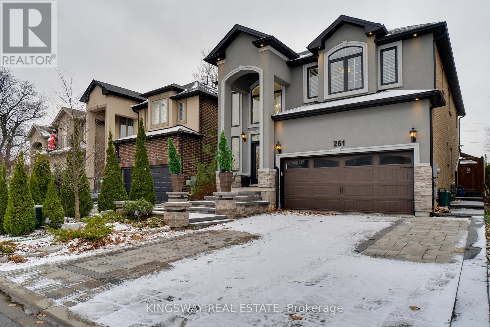 261 Fair Street, Hamilton, Ontario  L9K 0B9 - Photo 2 - X12838156