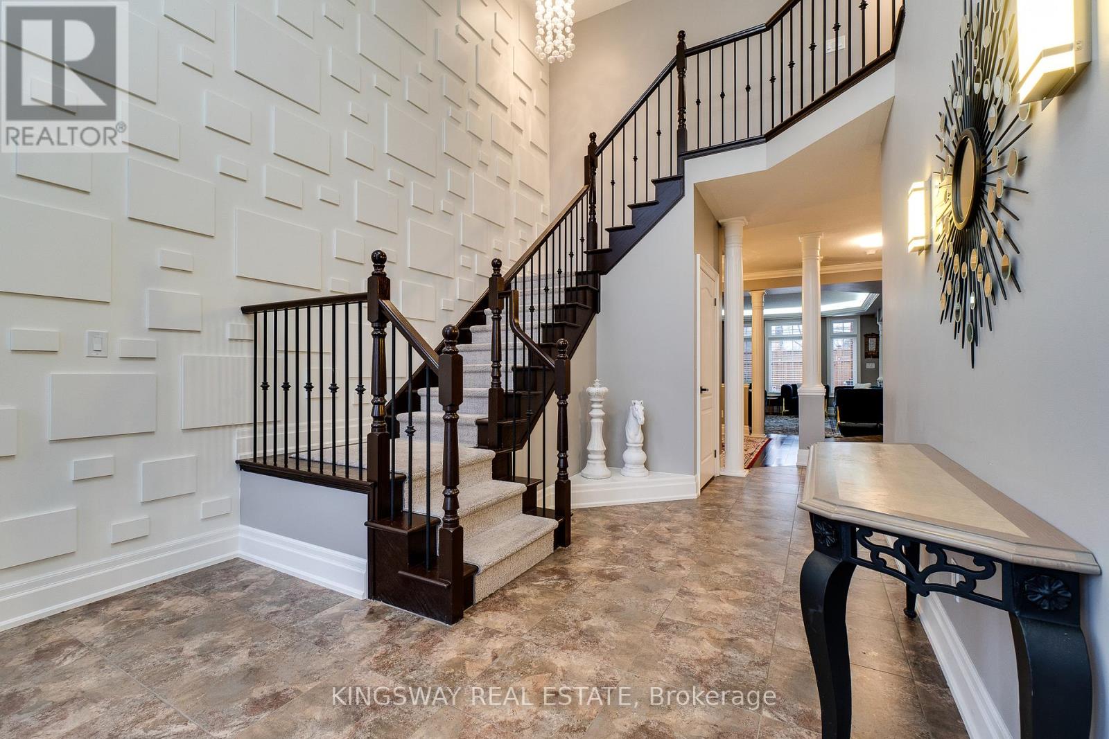 261 Fair Street, Hamilton, Ontario  L9K 0B9 - Photo 8 - X12838156