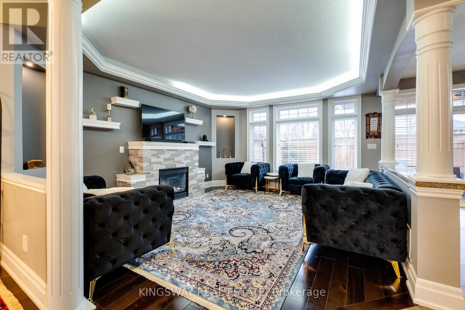 261 Fair Street, Hamilton, Ontario  L9K 0B9 - Photo 9 - X12838156