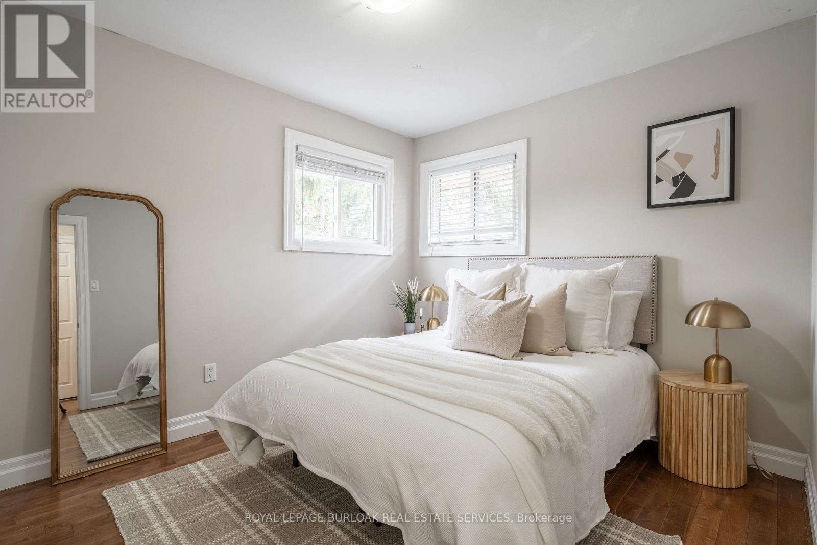 Upper - 34 Briarwood Crescent, Hamilton, Ontario  L9C 4B9 - Photo 21 - X12838296