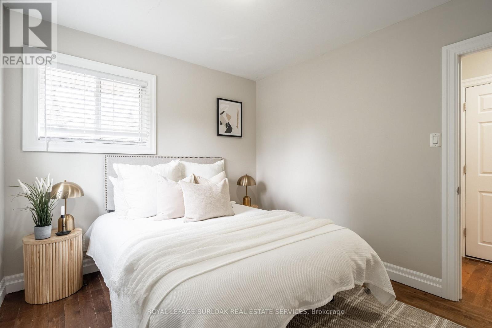 Upper - 34 Briarwood Crescent, Hamilton, Ontario  L9C 4B9 - Photo 22 - X12838296