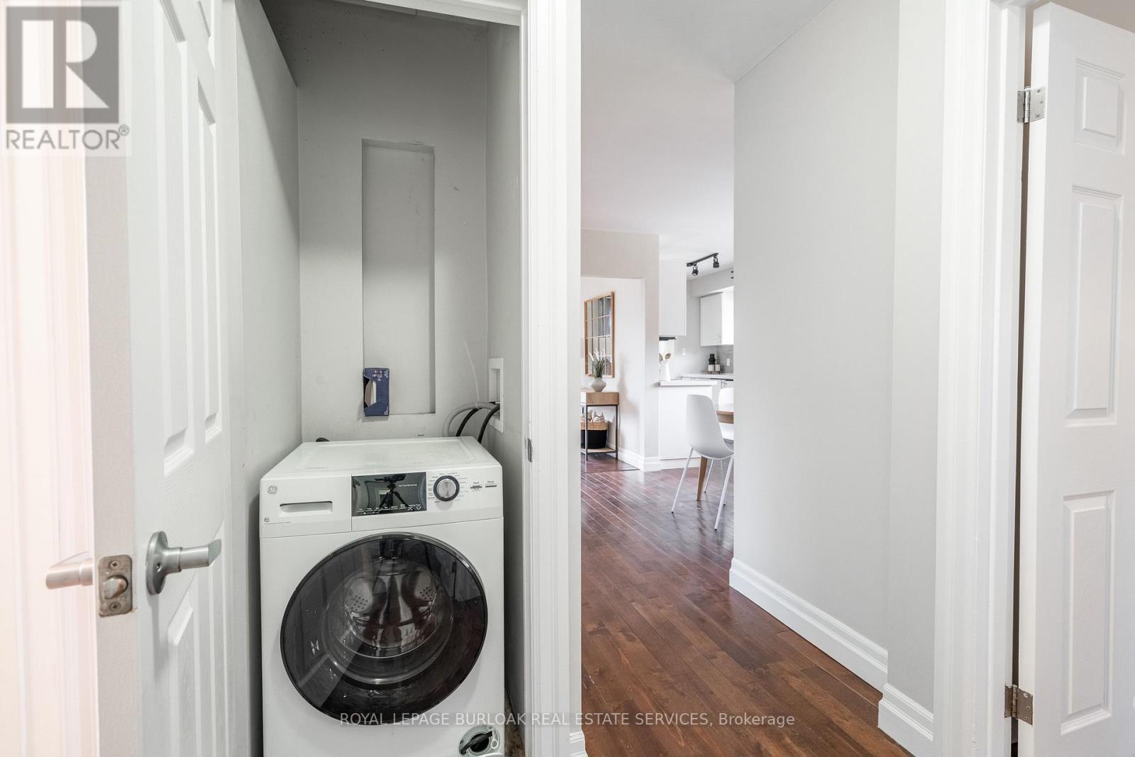 Upper - 34 Briarwood Crescent, Hamilton, Ontario  L9C 4B9 - Photo 25 - X12838296