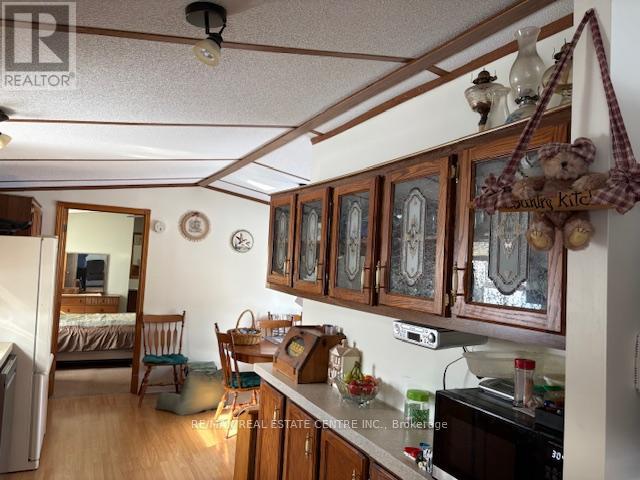 40 Maple Grove Village Road, Southgate, Ontario  N0C 1B0 - Photo 14 - X12838368