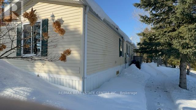 40 Maple Grove Village Road, Southgate, Ontario  N0C 1B0 - Photo 4 - X12838368