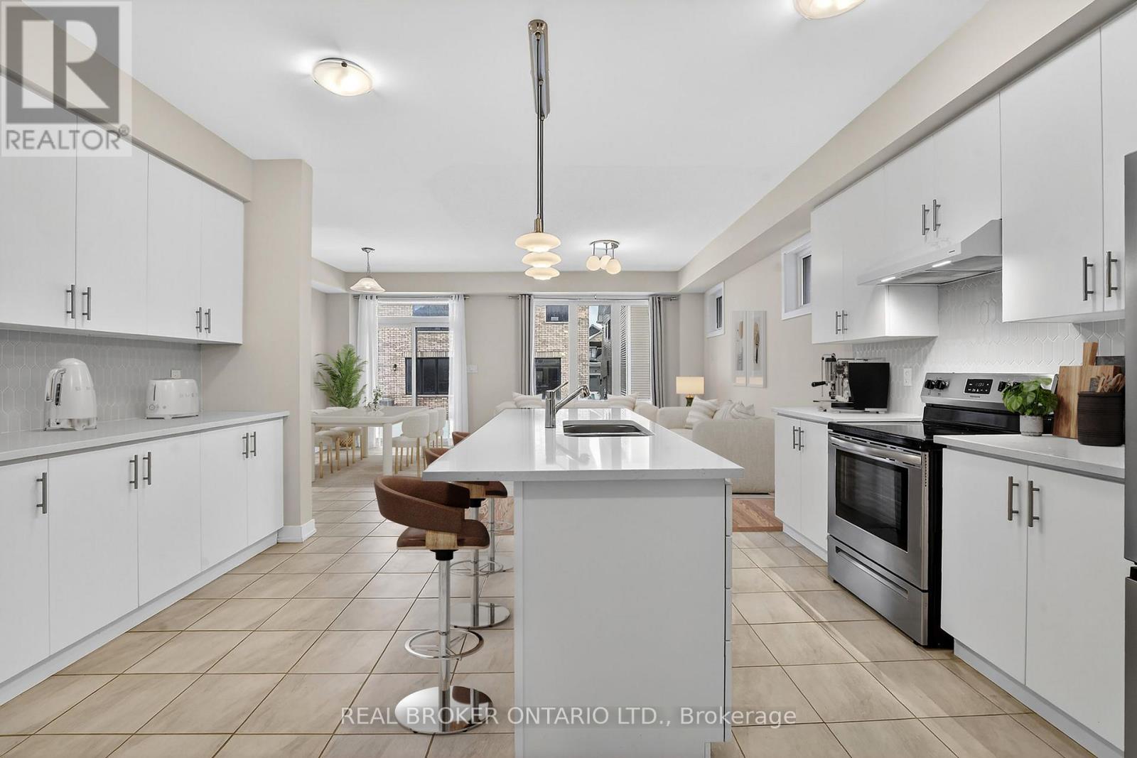 42 Sunflower Crescent, Thorold, Ontario  L3B 0L3 - Photo 6 - X12838390