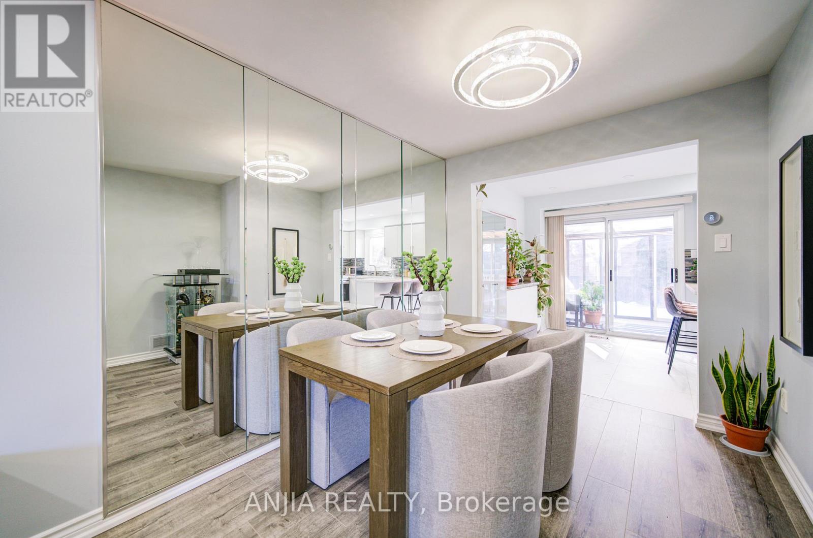 83 Mcclintock Crescent, Vaughan, Ontario  L4J 2S8 - Photo 7 - N12833362