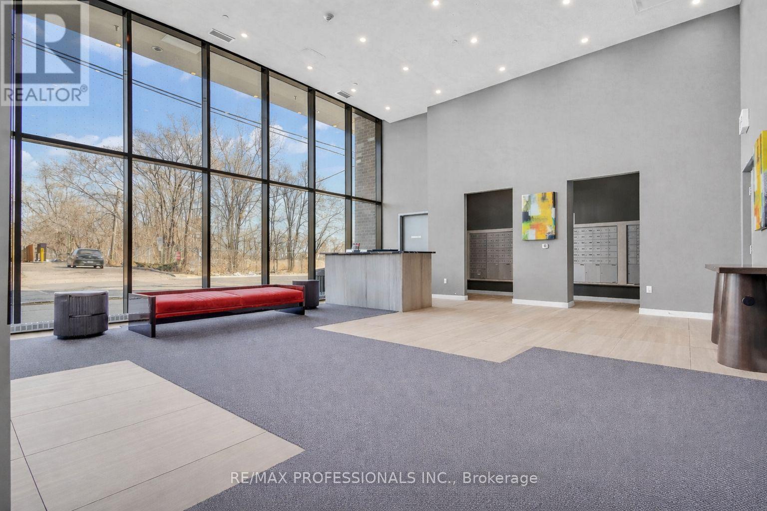 313 - 859 The Queensway, Toronto, Ontario  M8Z 1N8 - Photo 3 - W12838338