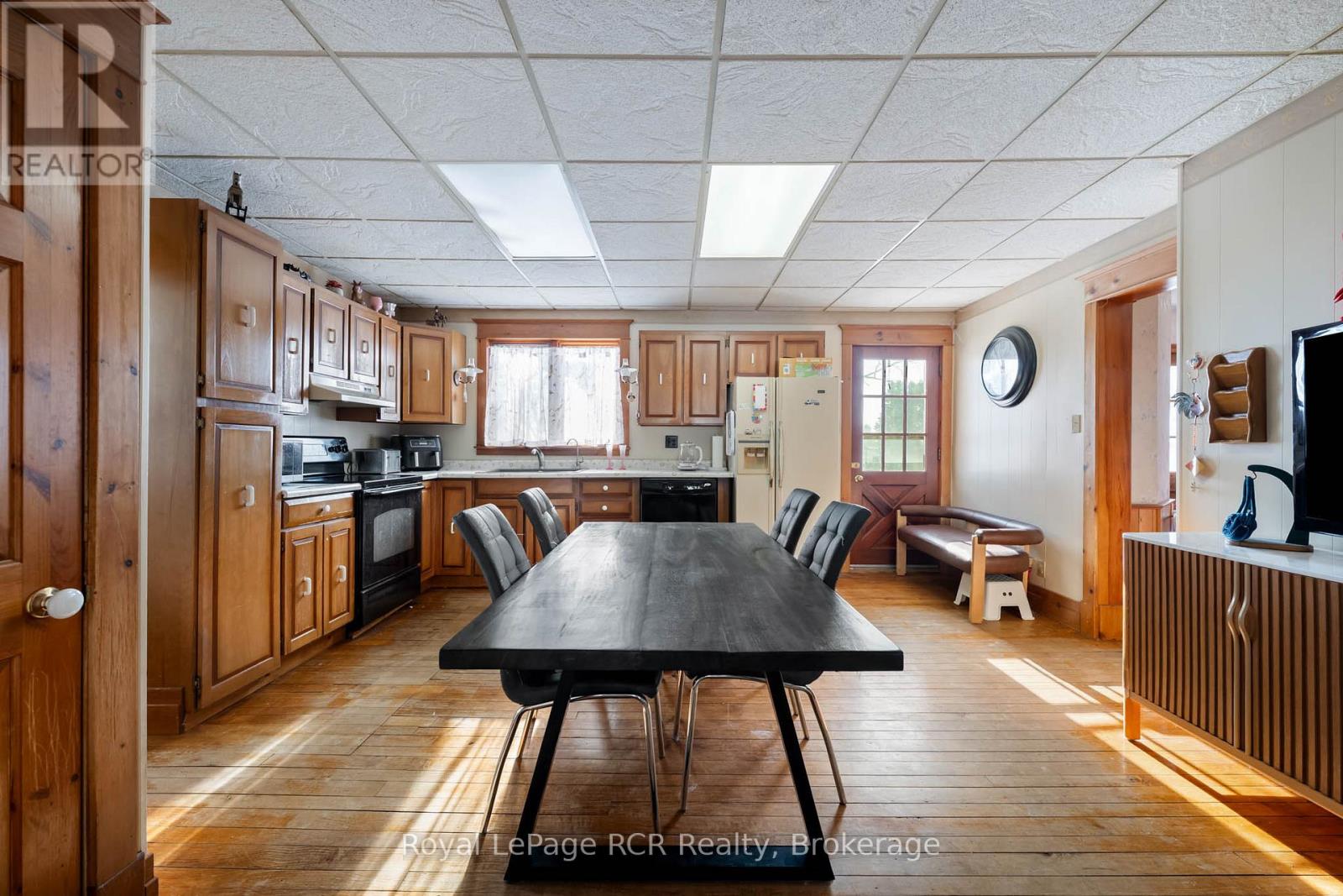 7092 County Road 27 Road, Essa, Ontario  L0L 2N0 - Photo 12 - N12838574