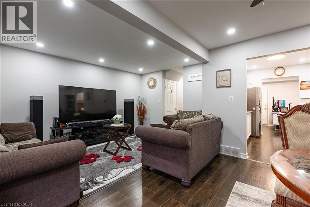 201 Windsor Street, Welland, Ontario  L3C 7E3 - Photo 7 - 40809049