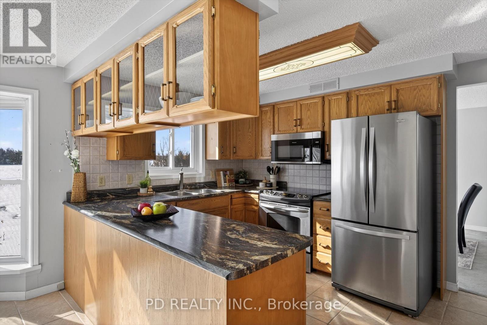 114 Clearview Drive, Kawartha Lakes (Emily), Ontario  K0L 2W0 - Photo 9 - X12838516