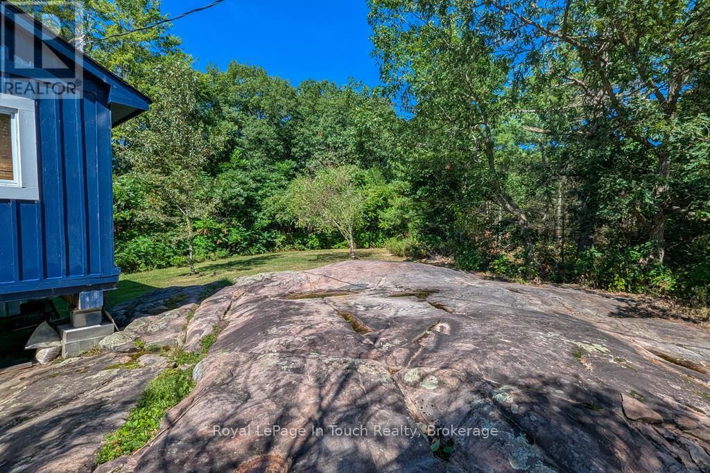 2974 Island 1040, Georgian Bay, Ontario  P0E 1E0 - Photo 17 - X12838472