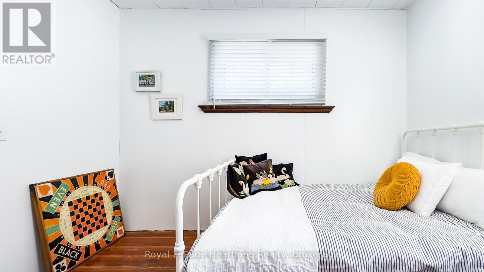 47 James Street, South Huron, Ontario  N0M 1S1 - Photo 9 - X12838530