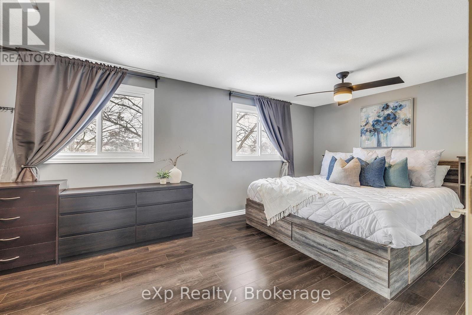 208 Linden Drive, Cambridge, Ontario  N3H 4Y2 - Photo 16 - X12838588