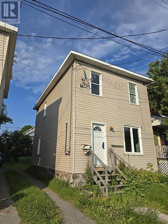 88 Grace St, Sault Ste. Marie, Ontario P6A 2S8 - Photo 1 - SM260396