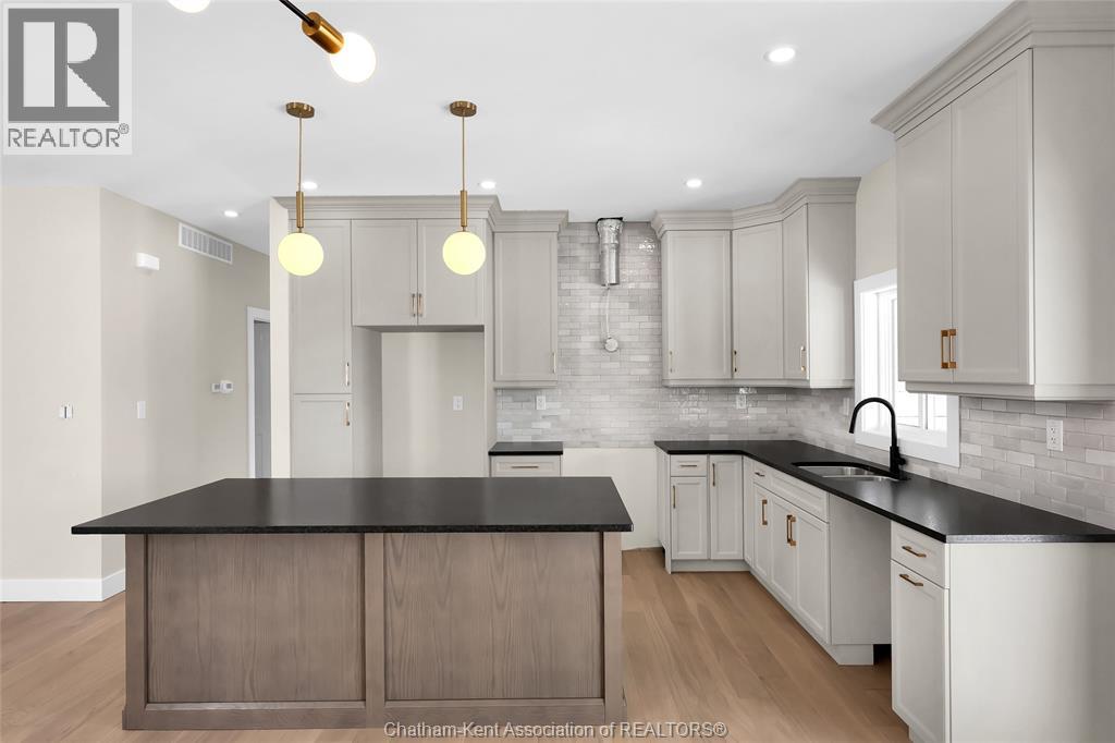 64 Cherry Blossom Trail, Chatham, Ontario  N7L 0H3 - Photo 10 - 26004279