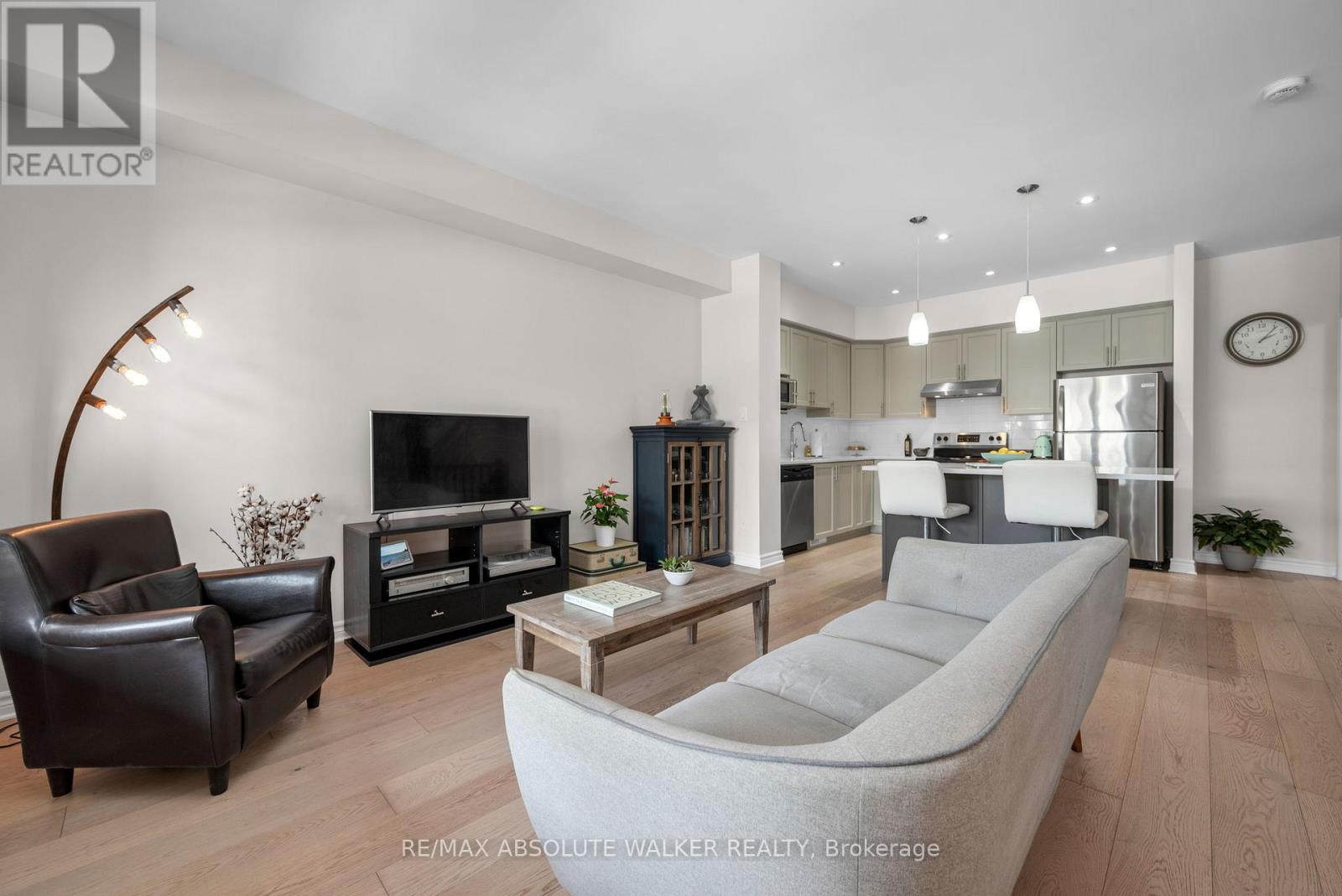 342 Twinflower Way, Ottawa, Ontario  K2J 5Z6 - Photo 10 - X12838512