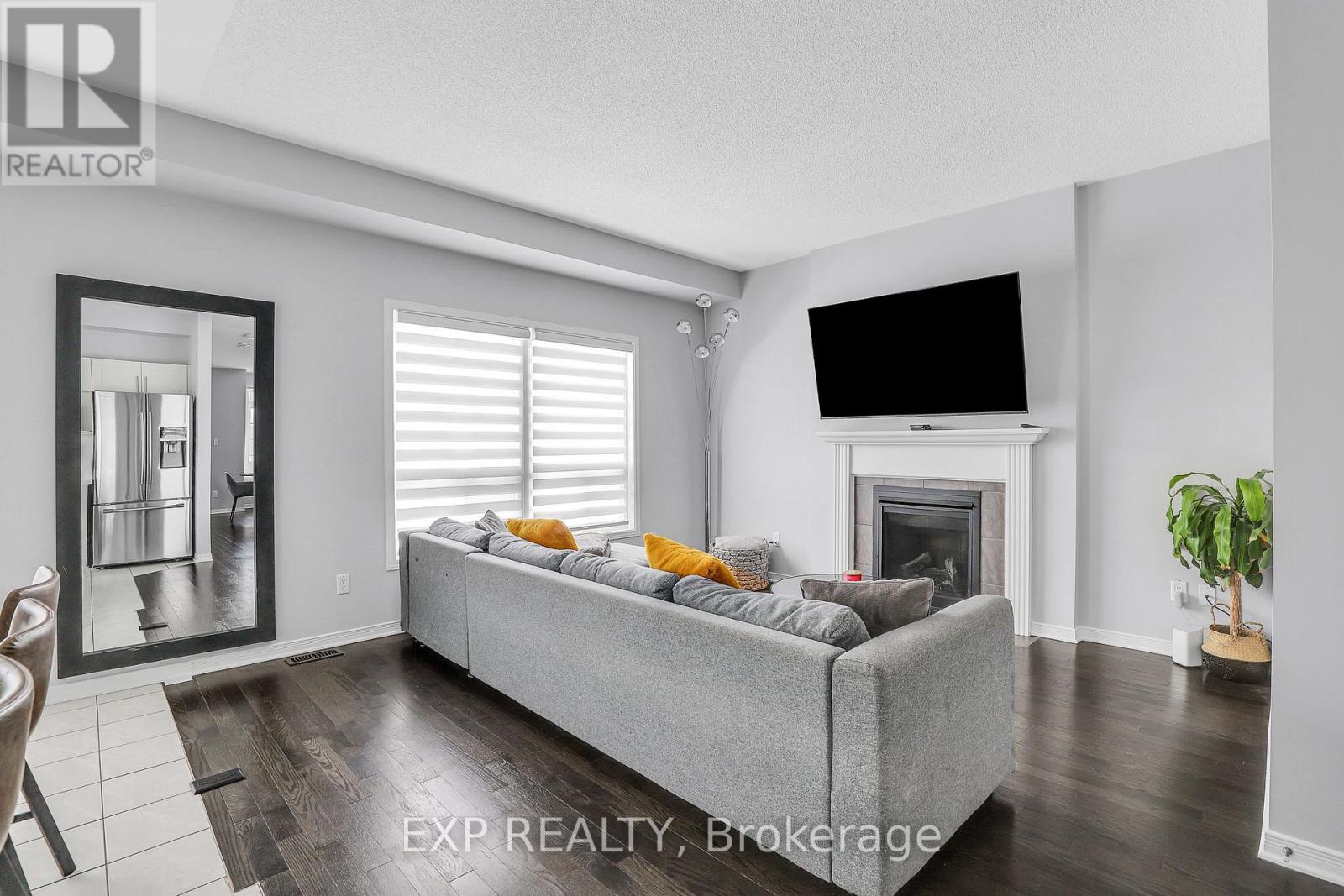 112 Dorina Sarazin Crescent, Clarence-Rockland, Ontario  K4K 0G6 - Photo 12 - X12838524