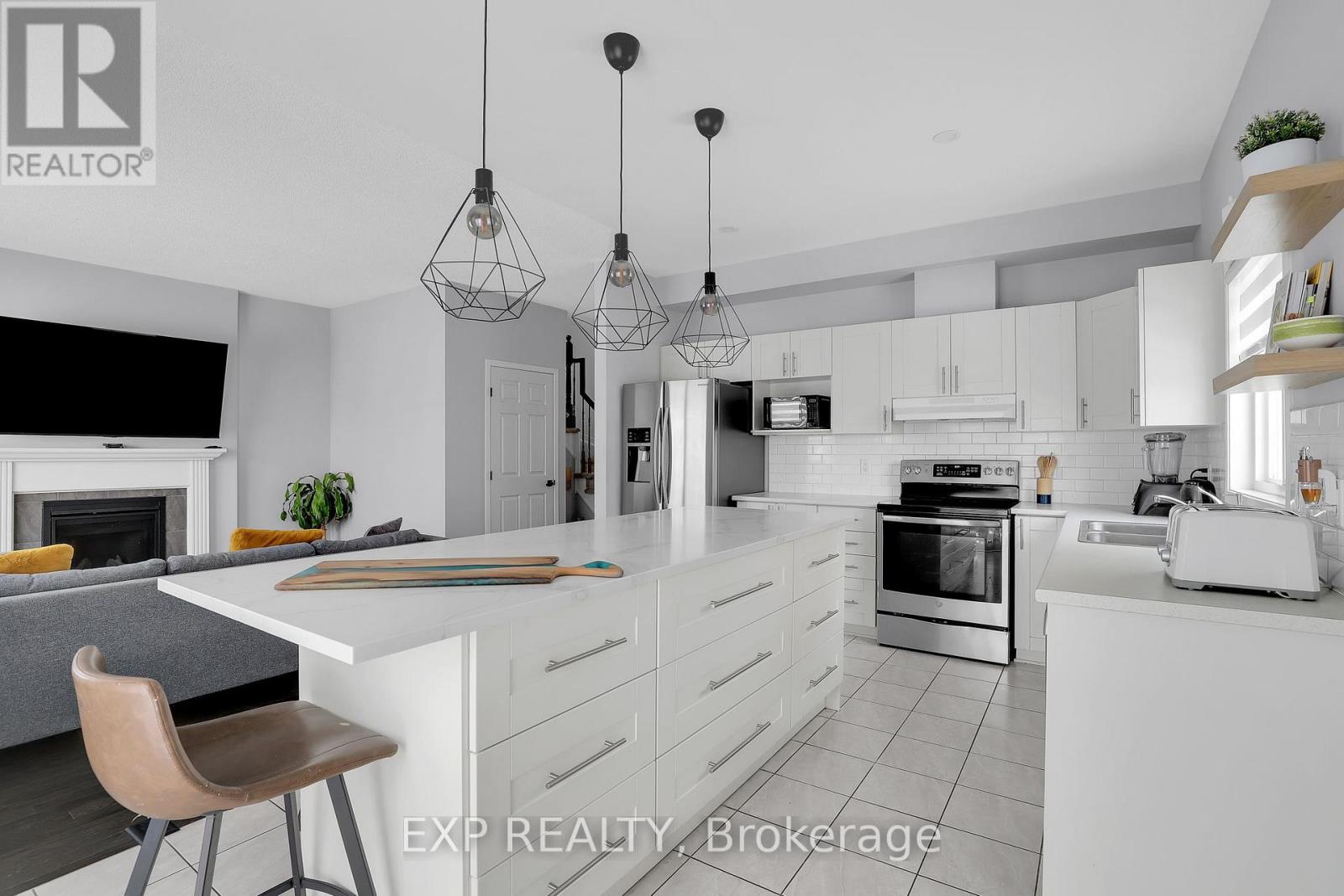 112 Dorina Sarazin Crescent, Clarence-Rockland, Ontario  K4K 0G6 - Photo 21 - X12838524