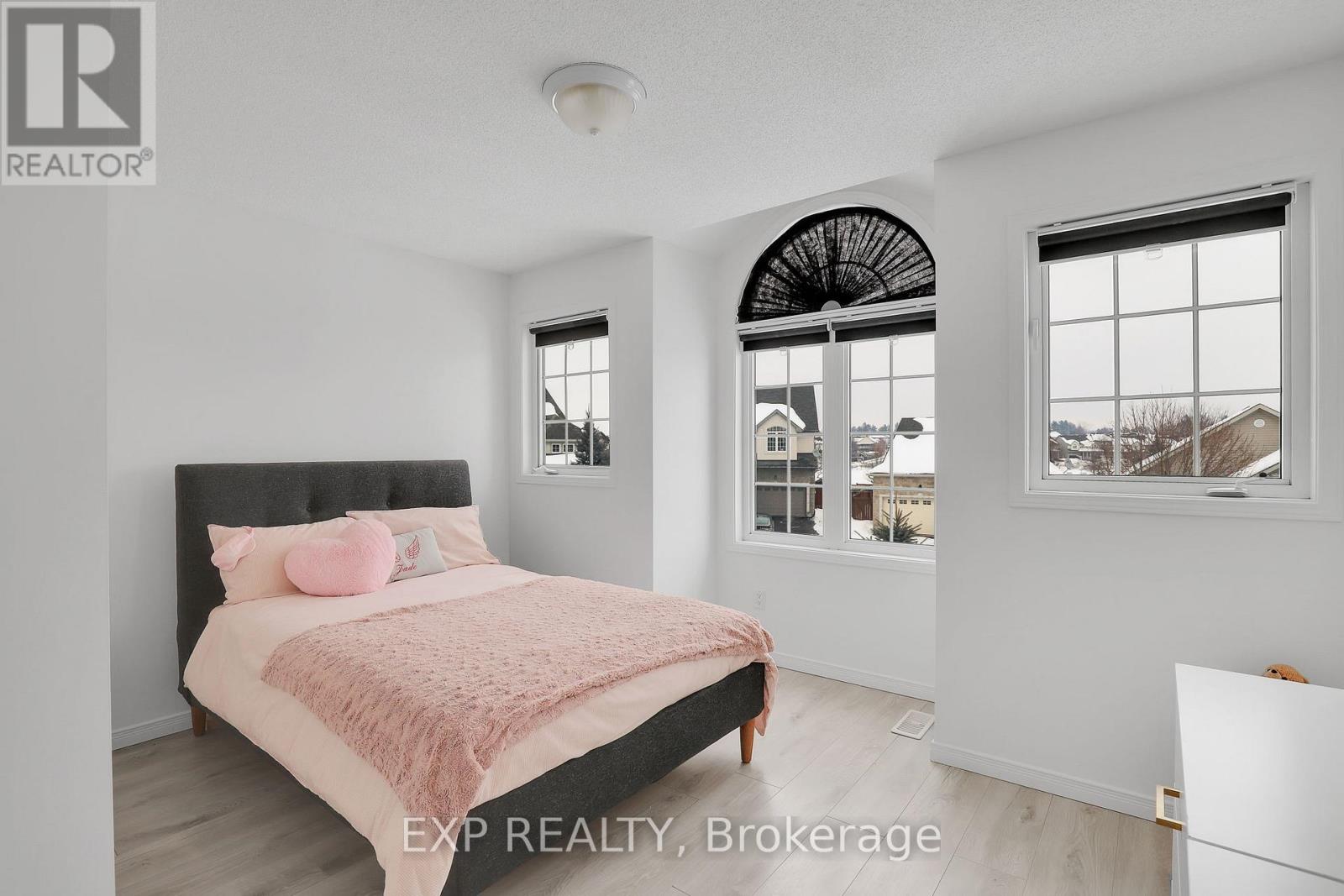 112 Dorina Sarazin Crescent, Clarence-Rockland, Ontario  K4K 0G6 - Photo 29 - X12838524